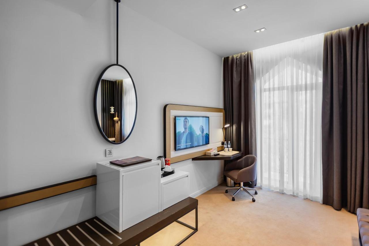 Ivy Garden Hotel Baku Exterior foto A room at the hotel